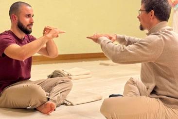 Gemeinschaft als Teil des spirituellen Weges – Praxis im bewussten Feld